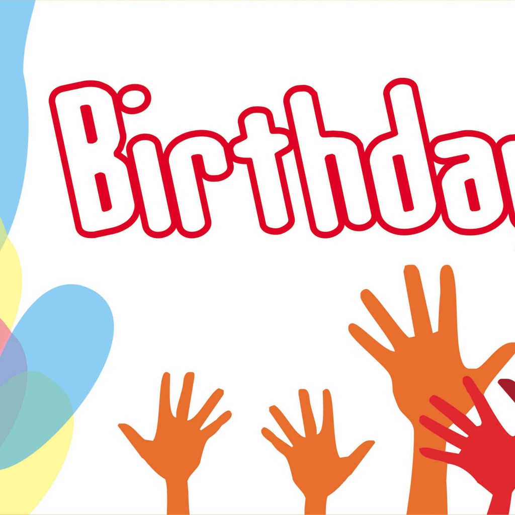 Весёлая картинка с поднятыми руками на день рождения