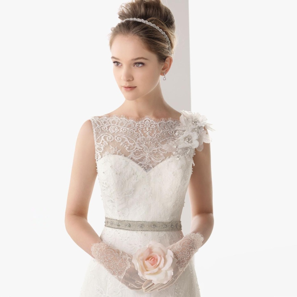 Невеста с белой розой