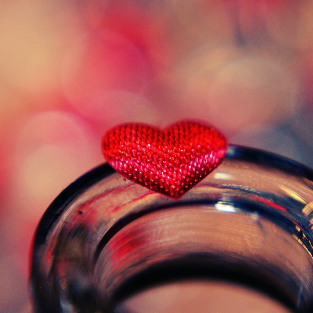 Алое сердце