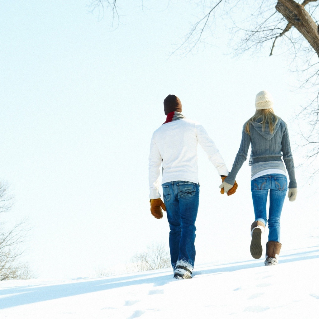 Любовь в зимнем лесу