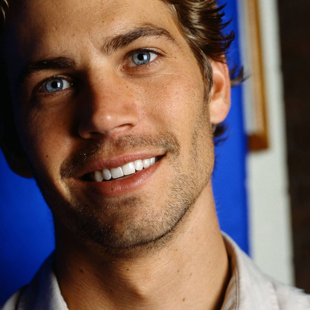 Знаменитость Пол Уокер