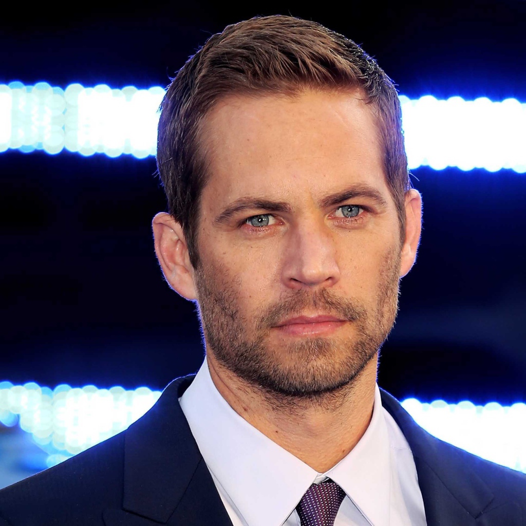 Актер Пол Уокер крупным планом