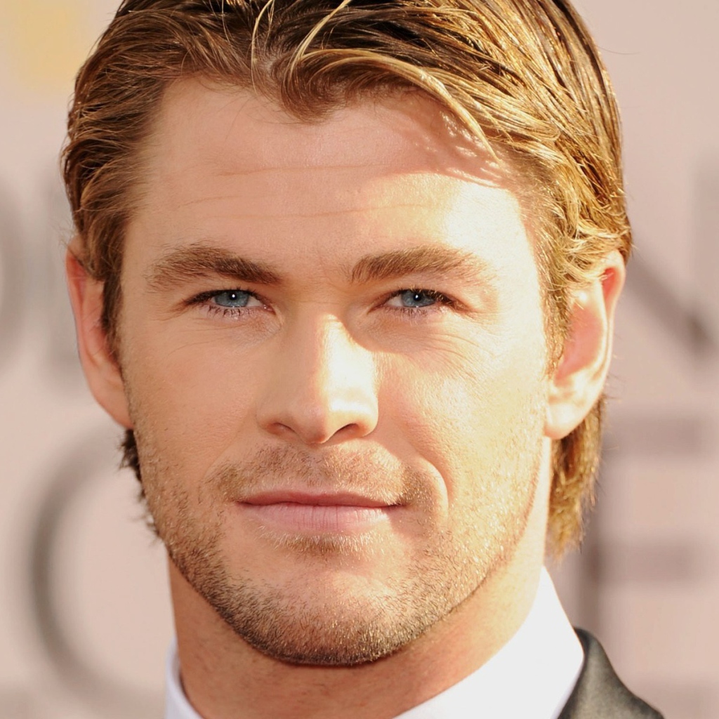 Актер Крис Хемсворт