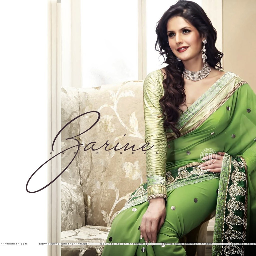 Актриса Зарине Кхан