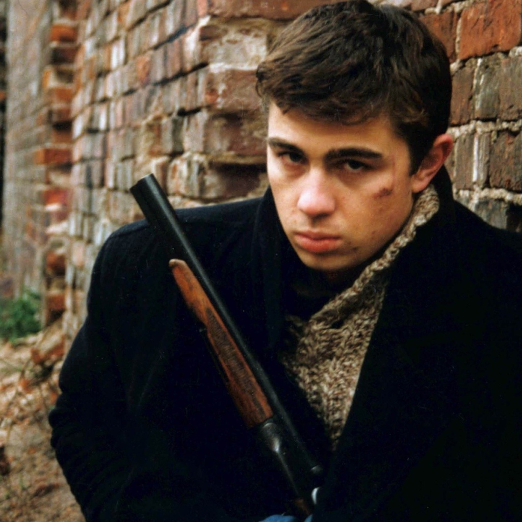 Кадр из фильма Брат