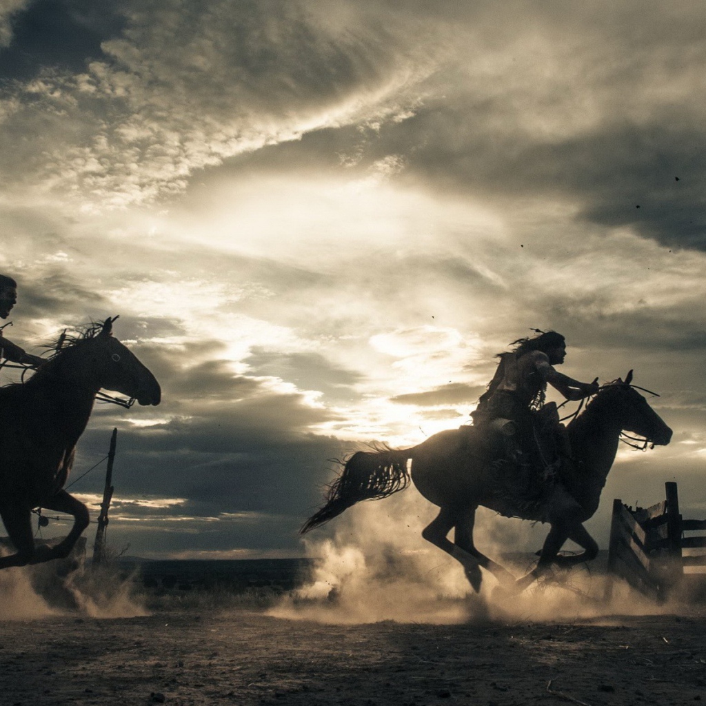 Скачки на лошадях по пустыне