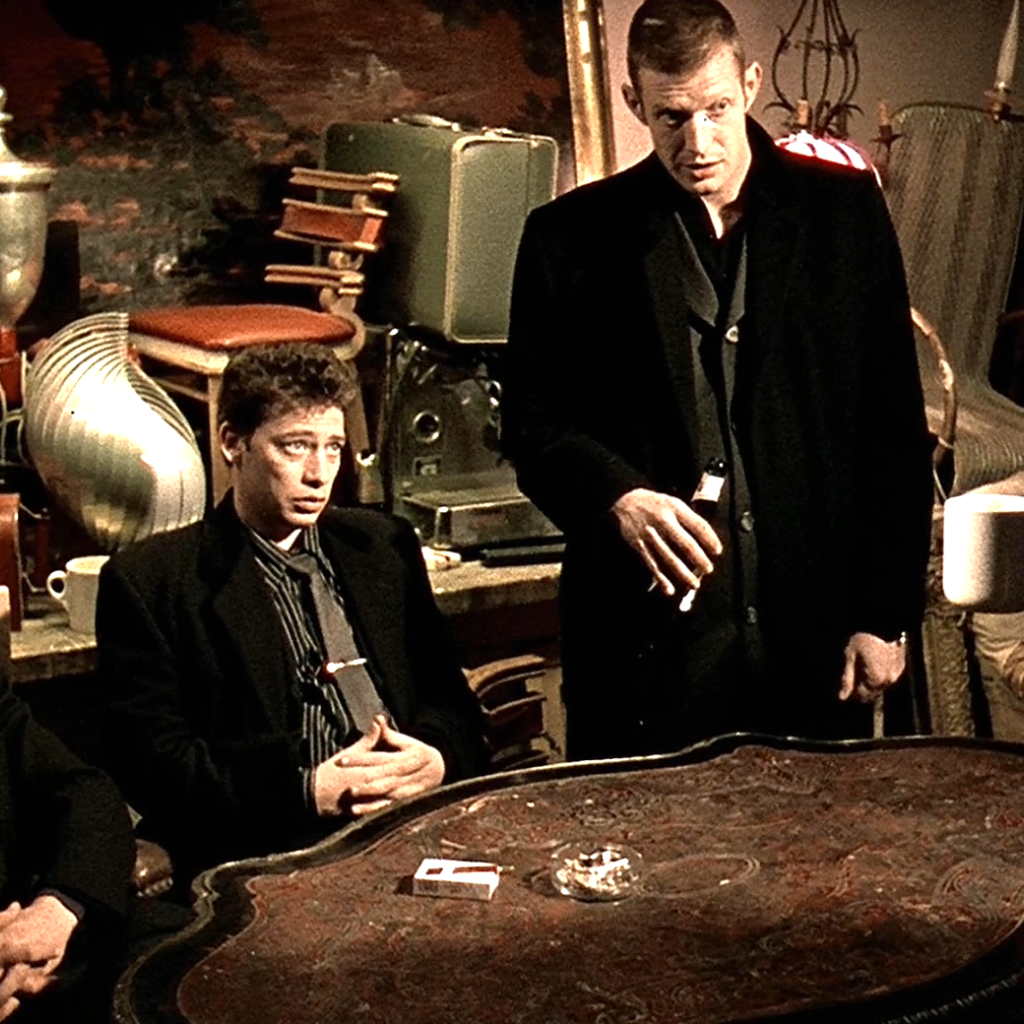 Карты, деньги, два ствола