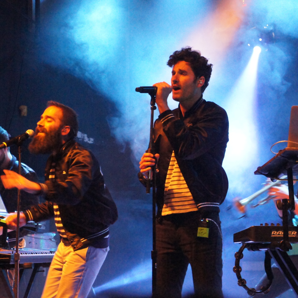 Capital Cities на концерте