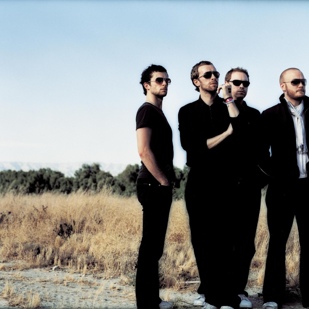 Coldplay носить черное