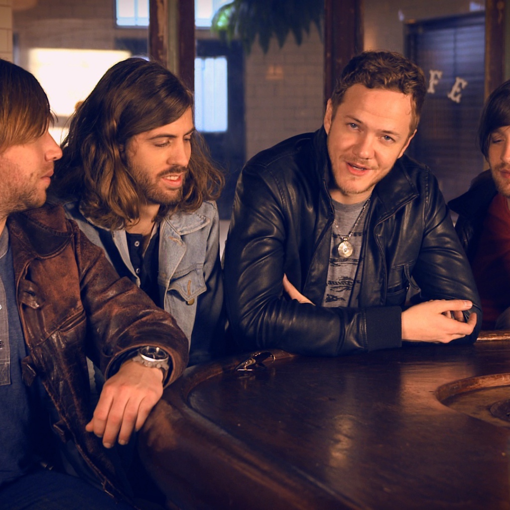 Imagine Dragons: группа в баре