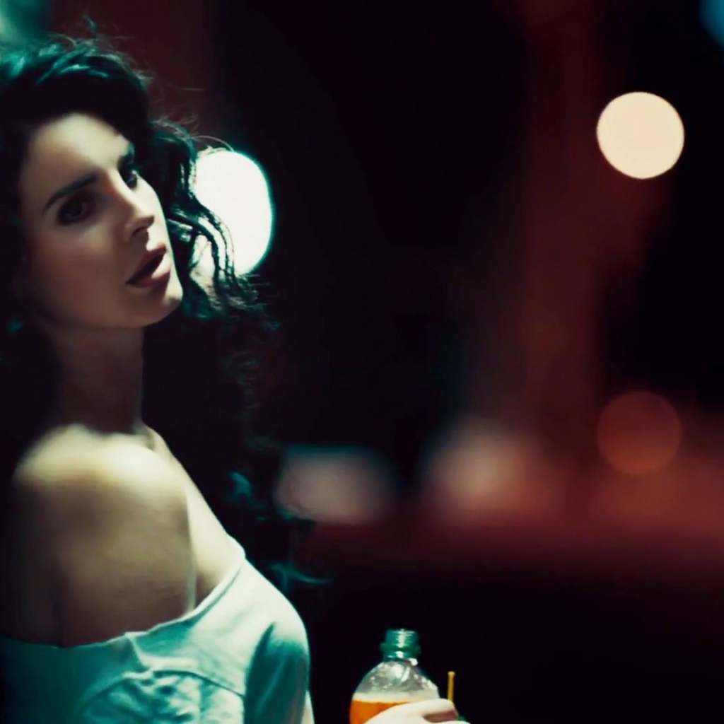 Lana Del Rey в ночи