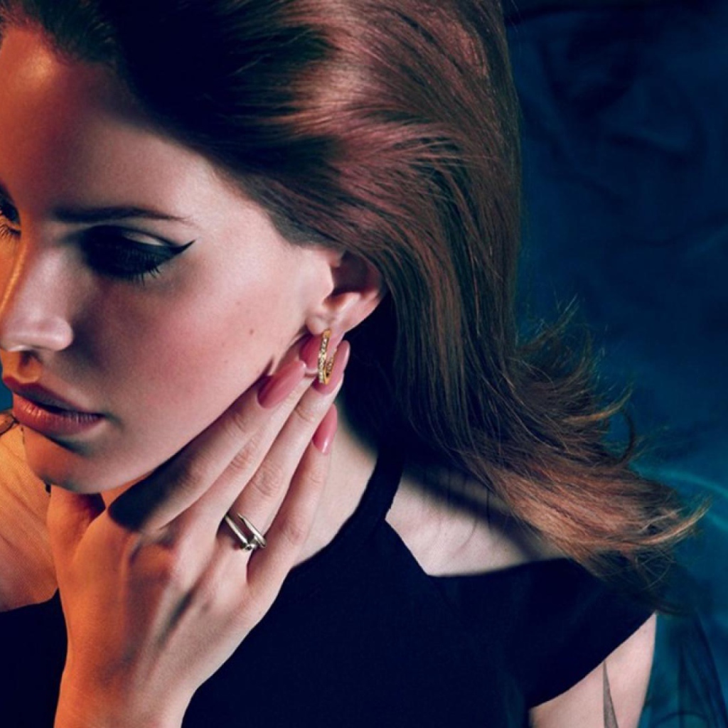 Lana Del Rey с новой прической