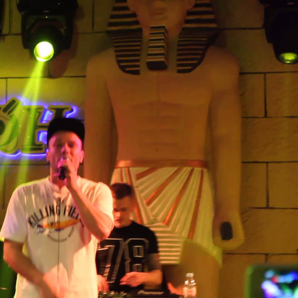 Макс Корж выступает в клубе