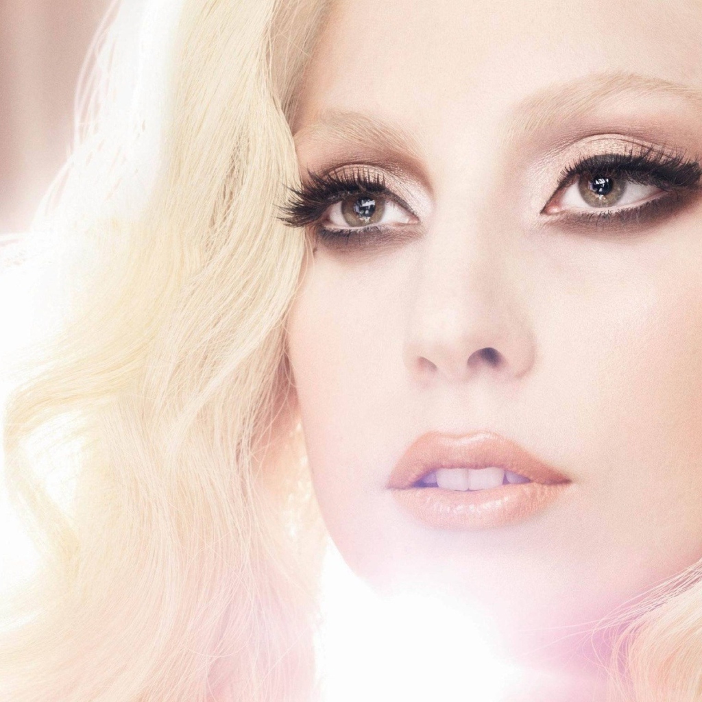 Портрет певицы Леди Гага