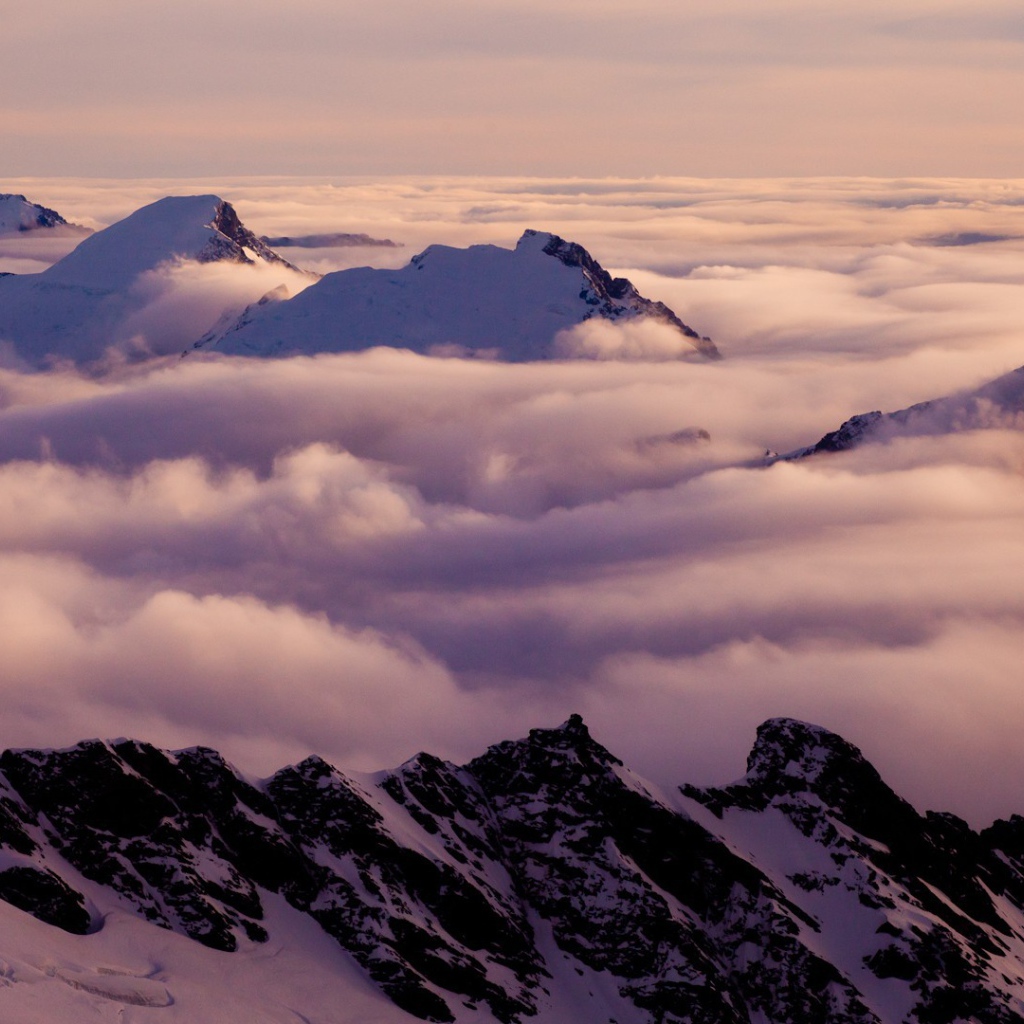 Облака над горами