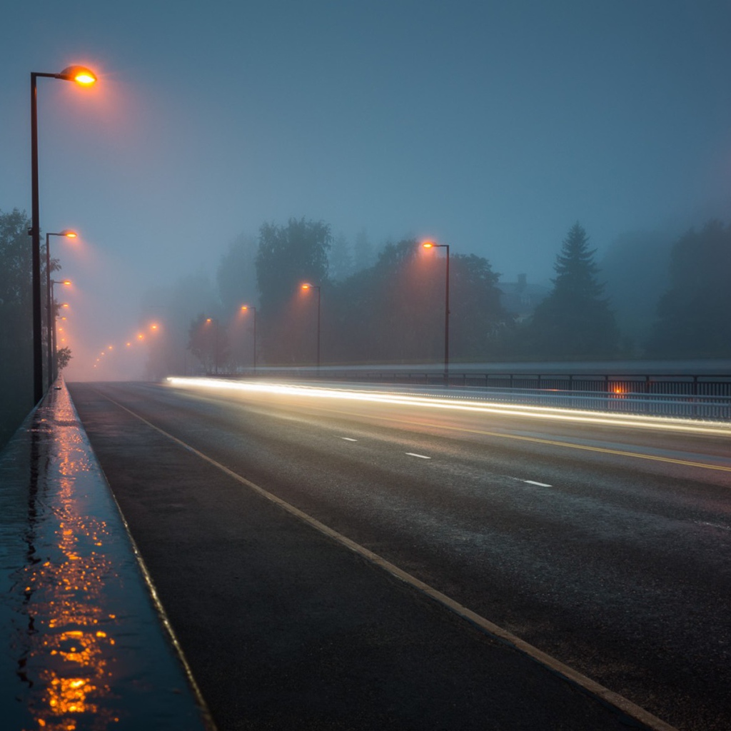 Раннее утро на дороге