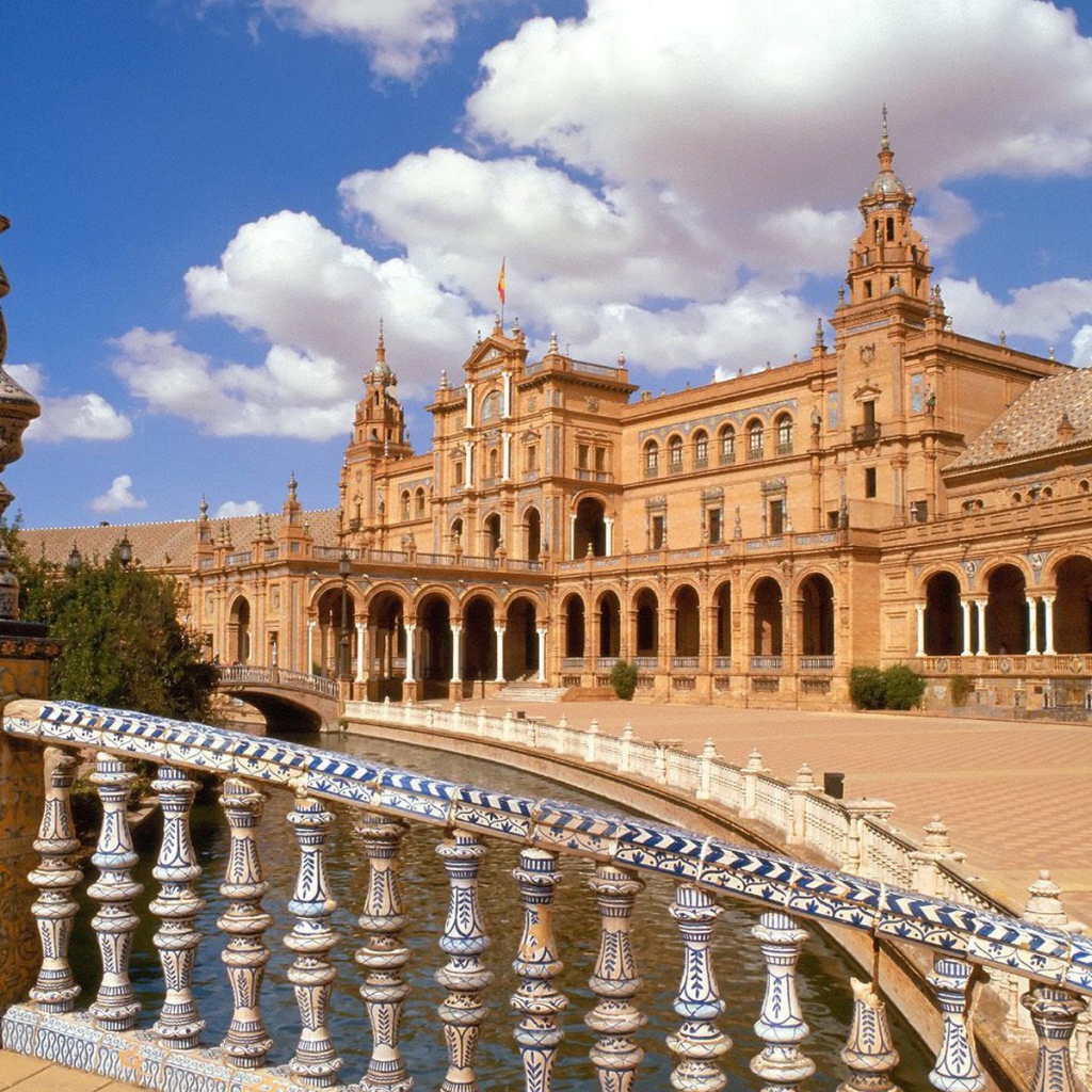 Архитектура с мостами