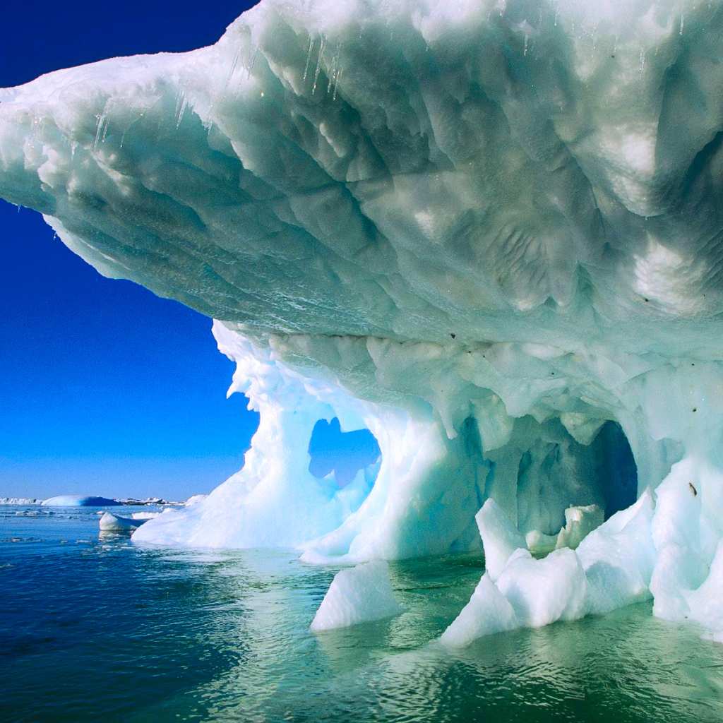 Фигурный айсберг