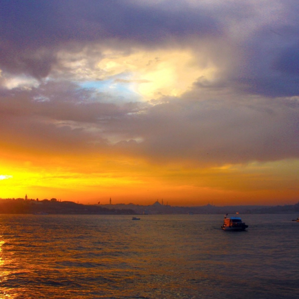 Морской пейзаж с закатом