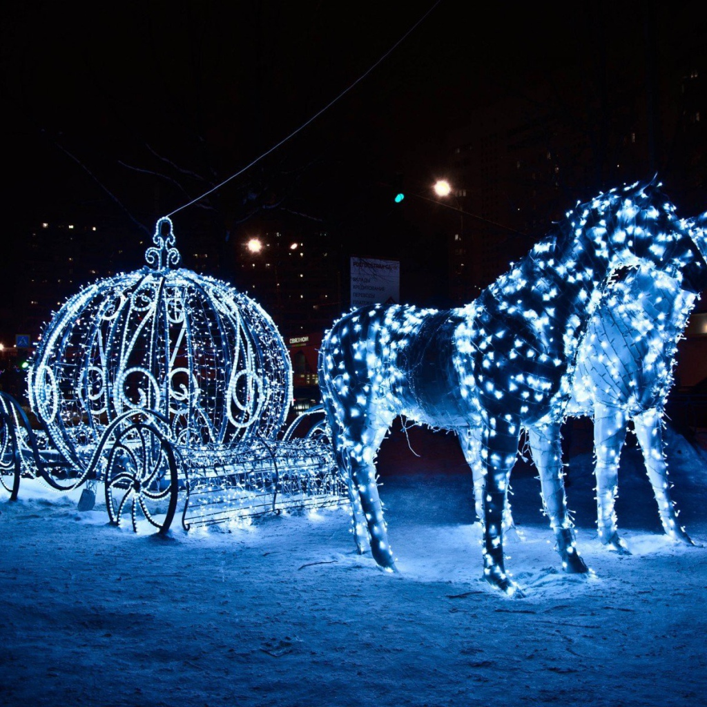 Карета с лошадьми