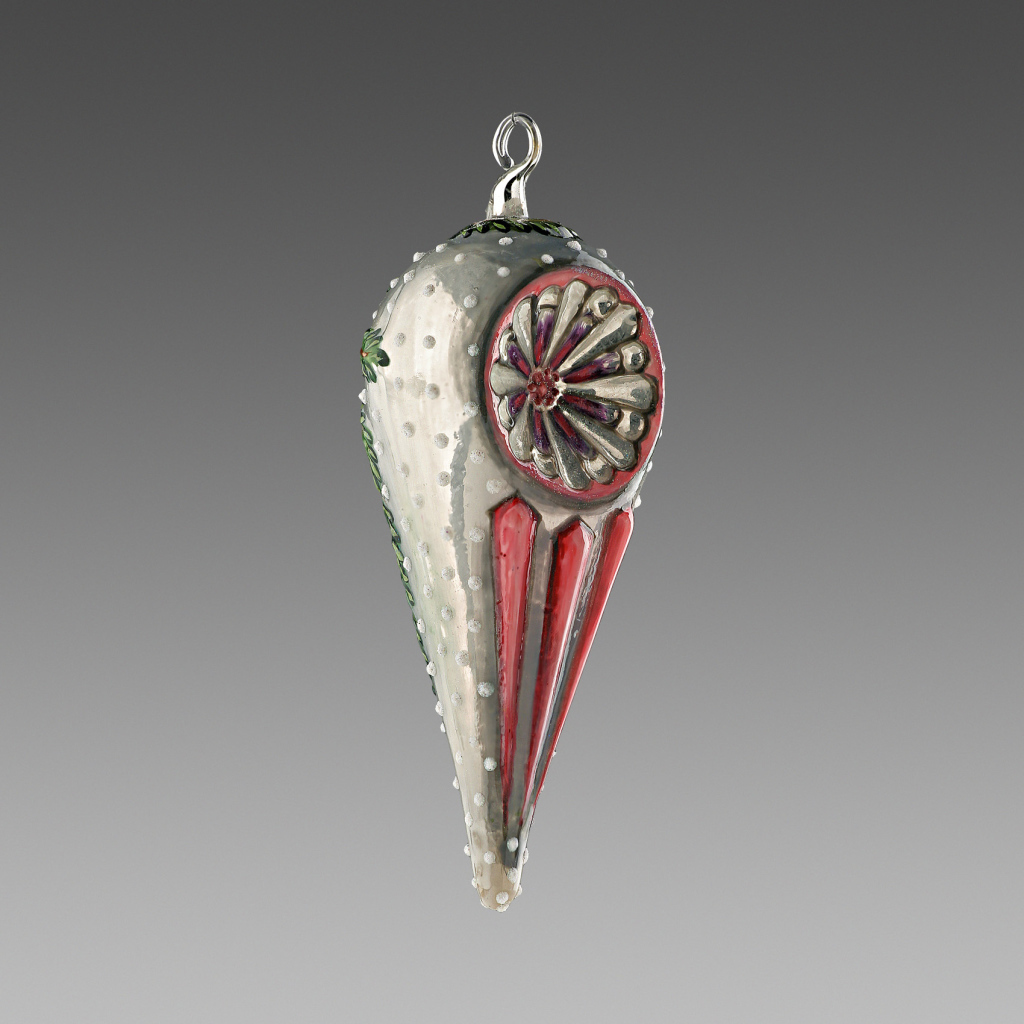 Eлочные игрушки сосульки