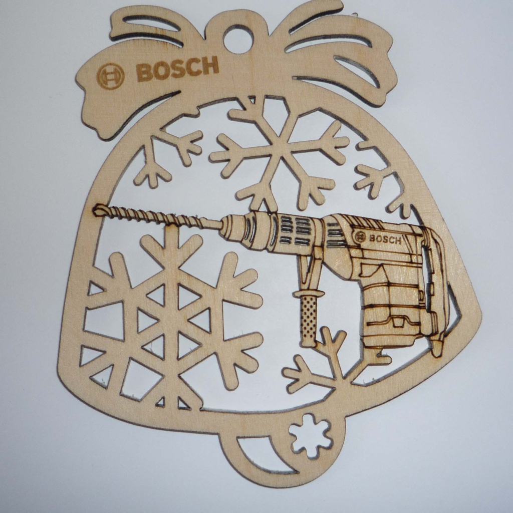 Елочные игрушки из дерева