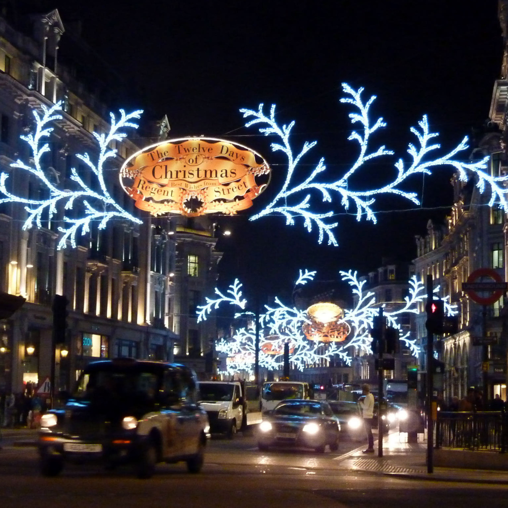 Новогодние гирлянды для улицы