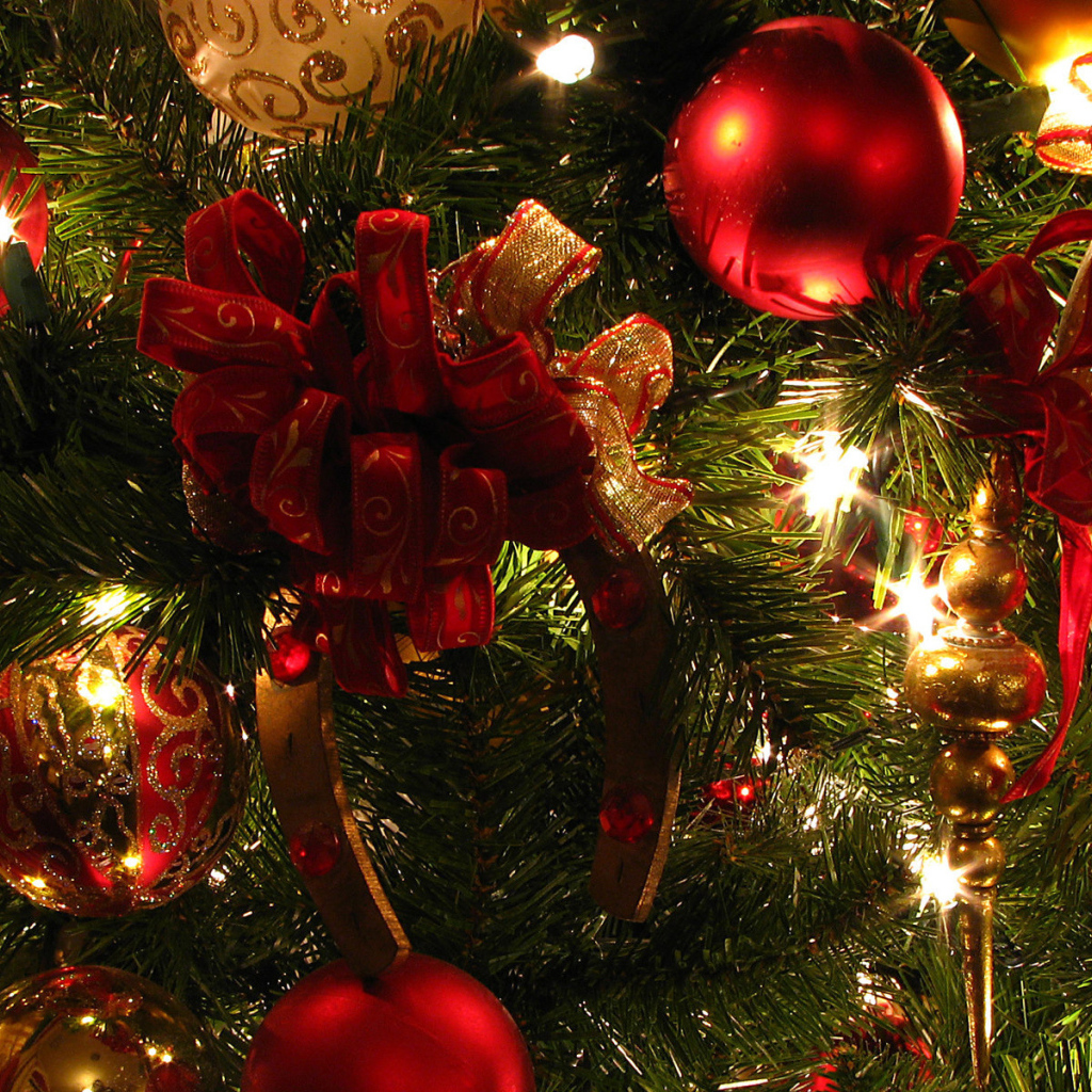 Eлочная игрушка подкова