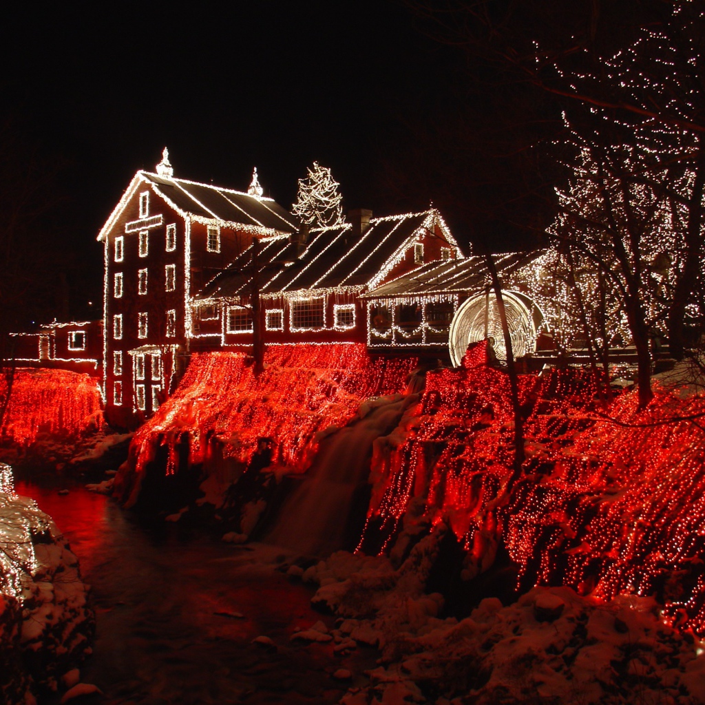 Украшение гирляндами