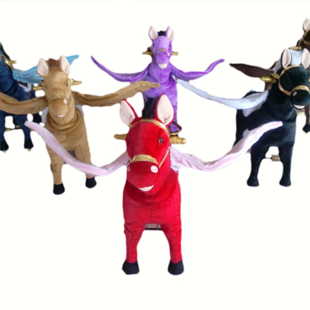 Лошади игрушечные