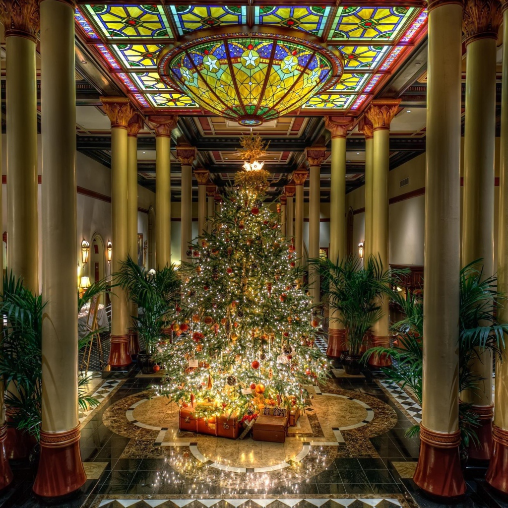 Новогодняя елка в отеле