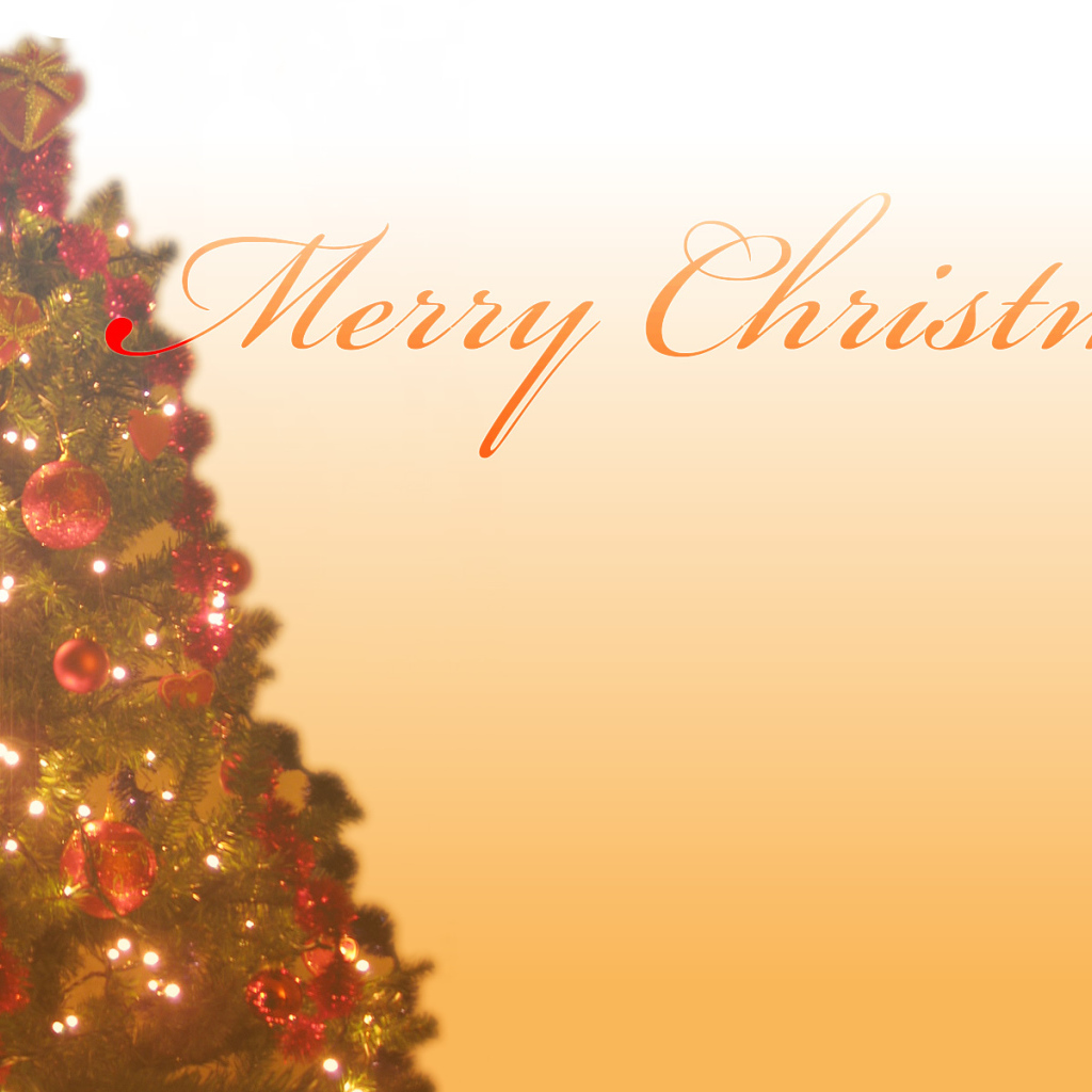 Новогодняя елка в оранжевом фоне