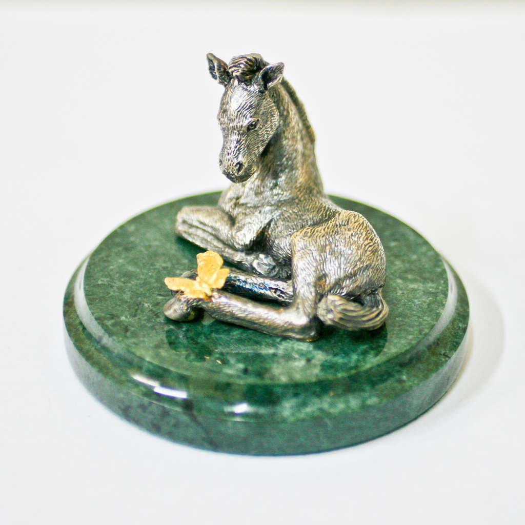 Сувенир лошадь