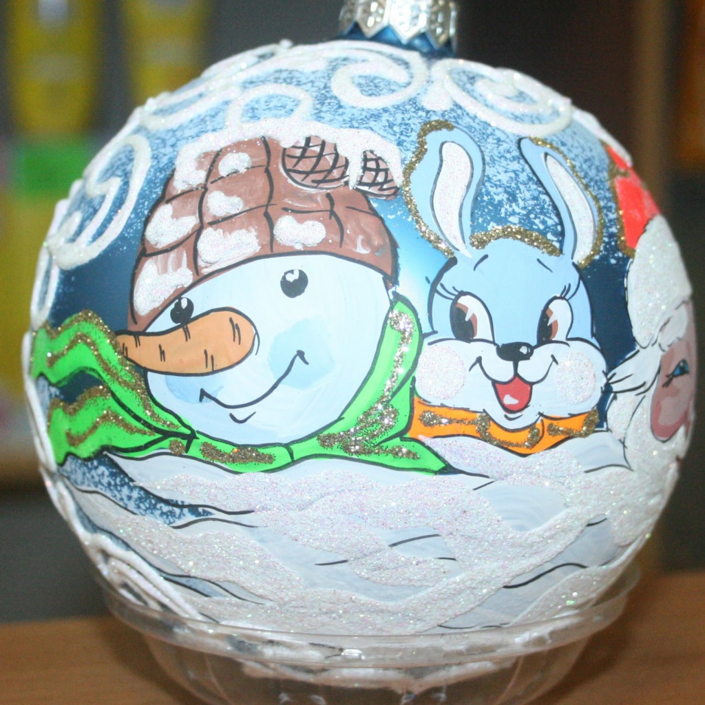 Hеобычные елочные игрушки