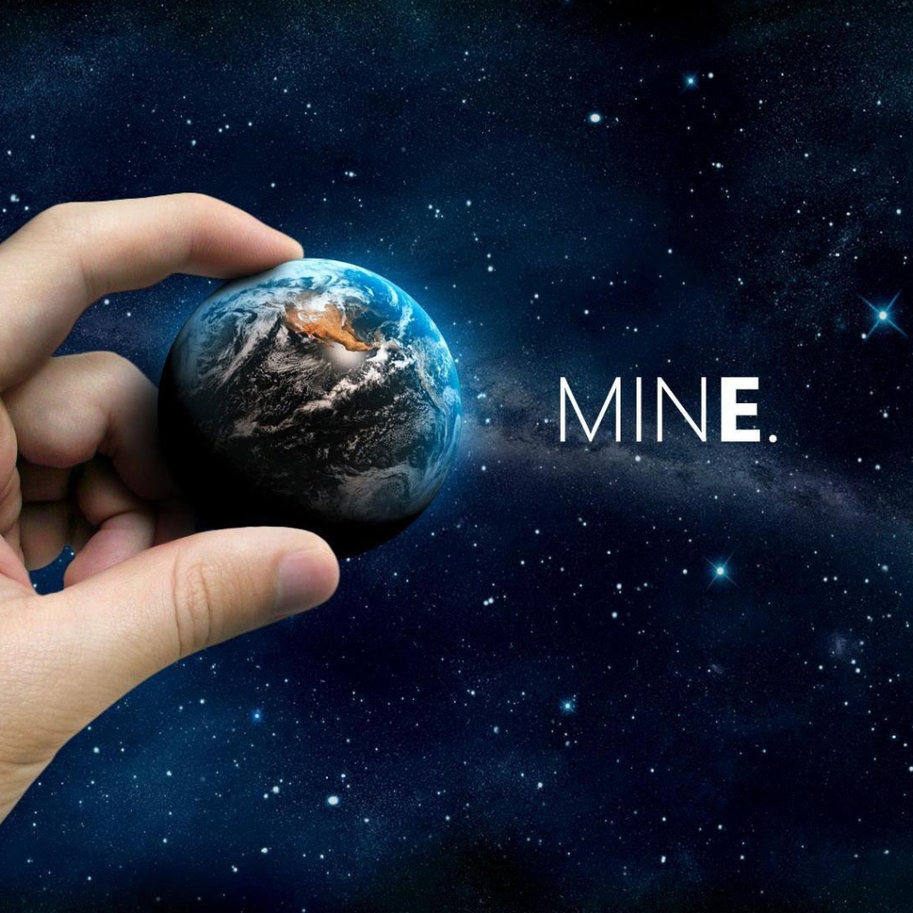 Земля в руке человека