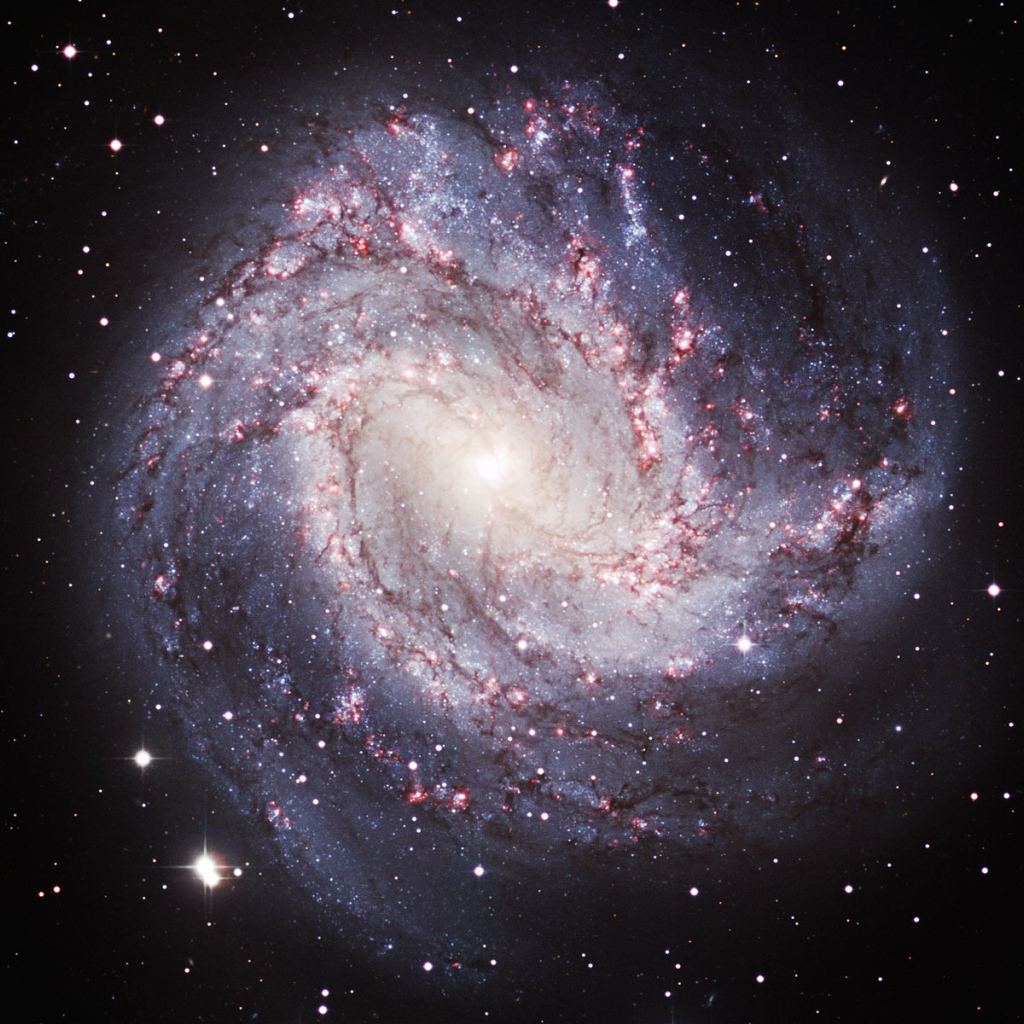 Спиральная галактика М83