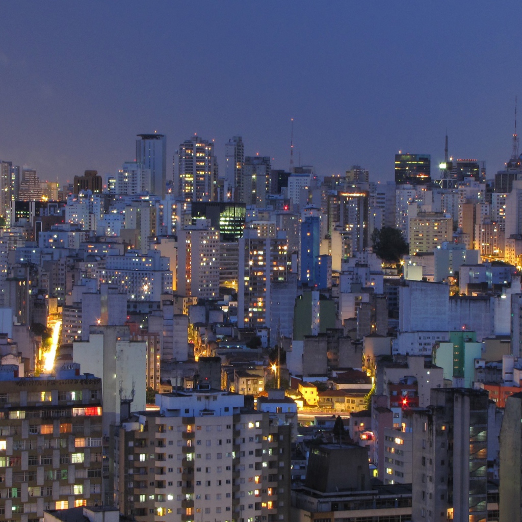 Ночные огни Рио-де-Жанейро