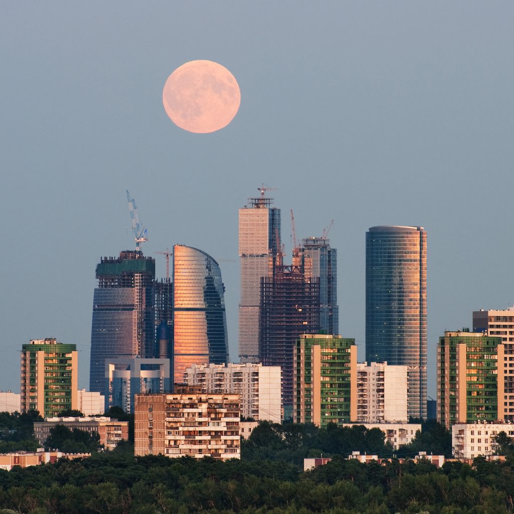 Лунный день в Москве