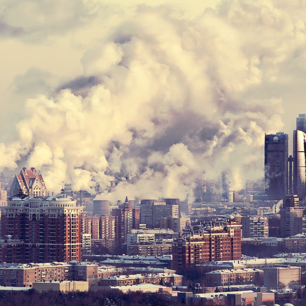 Москве под белым дымом