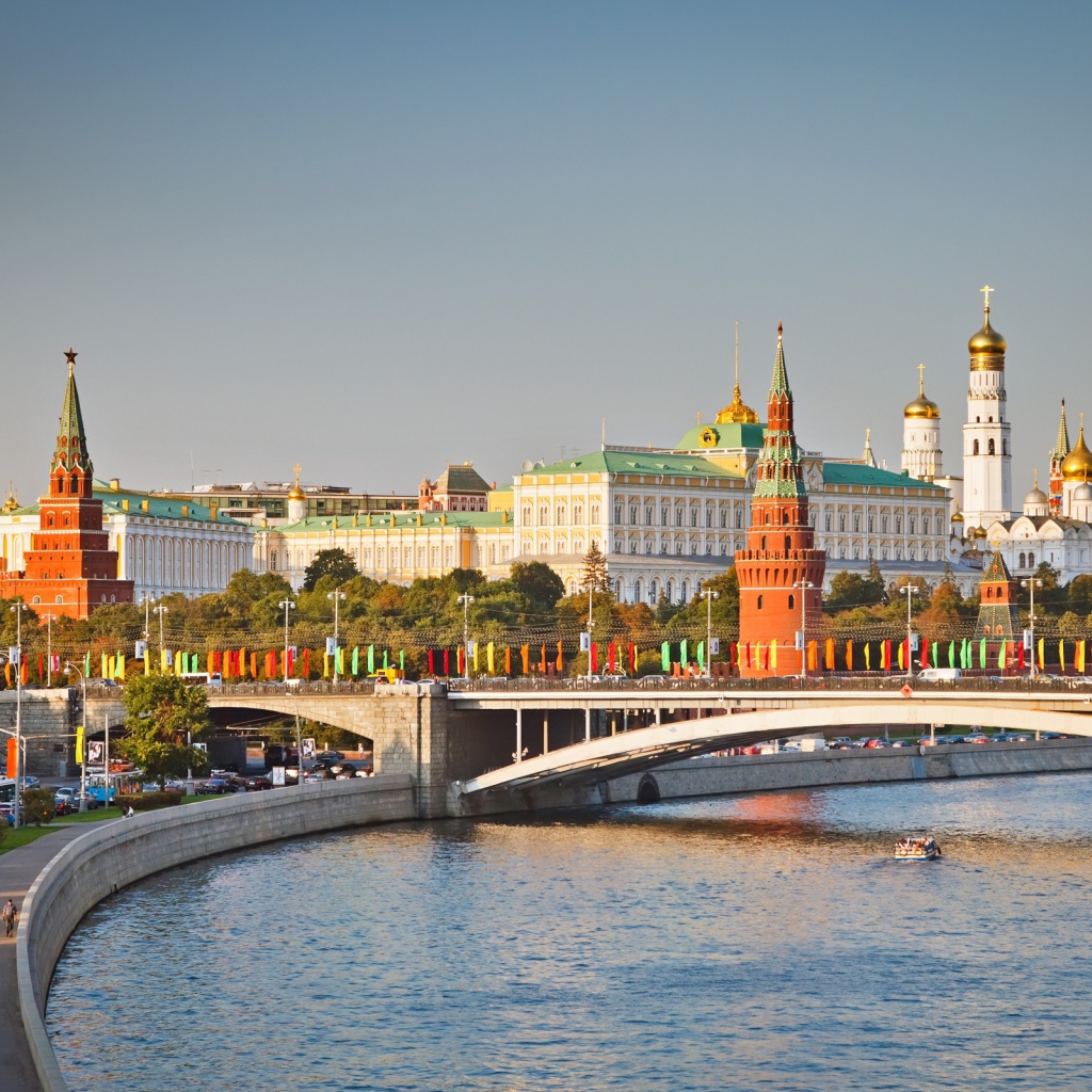 Мост в Москве