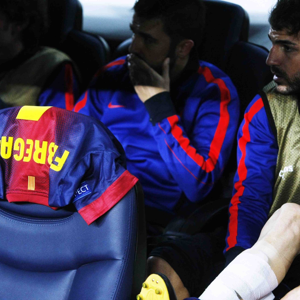 Барселона Франсеск Фабрегас в машине