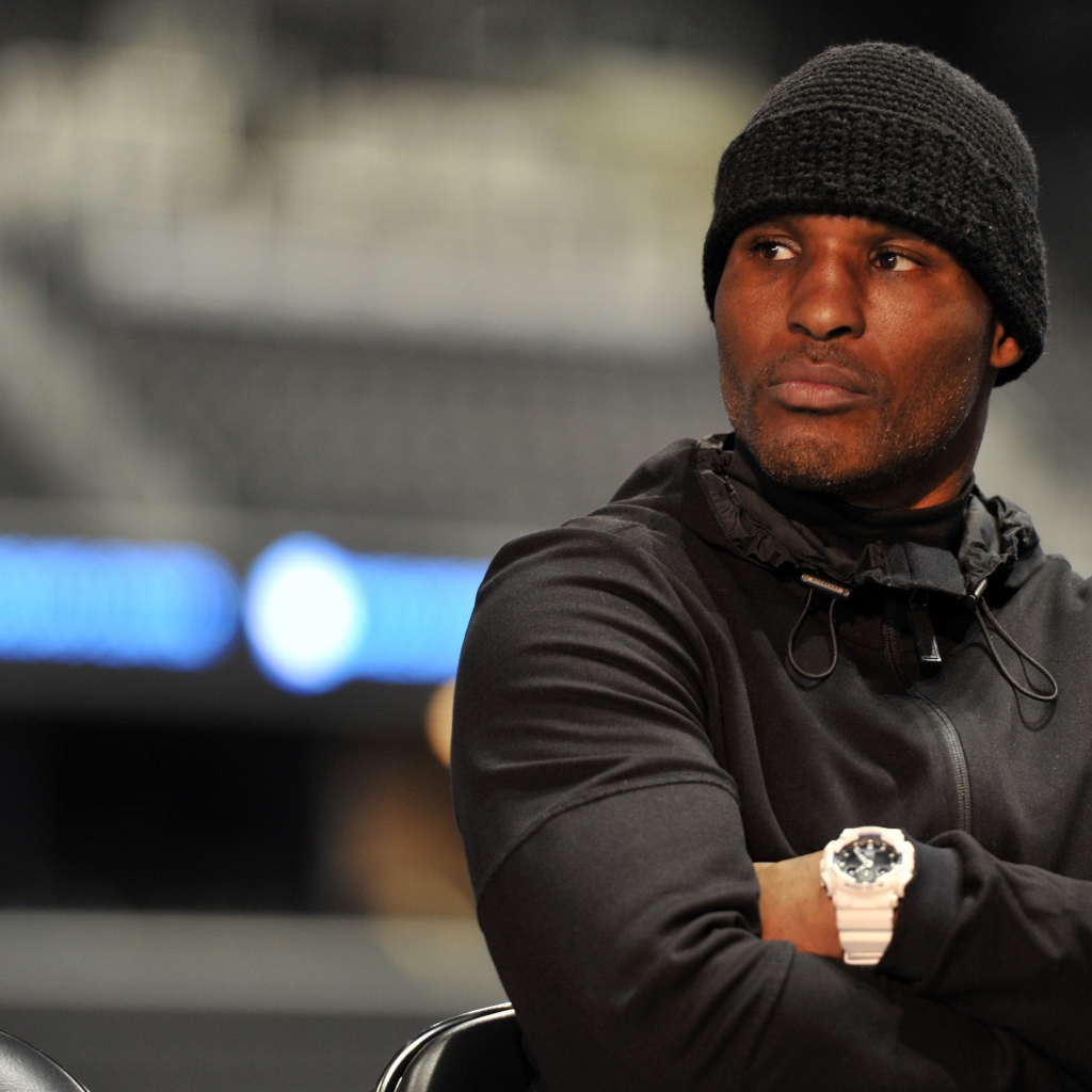 Бернард Хопкинс в черном