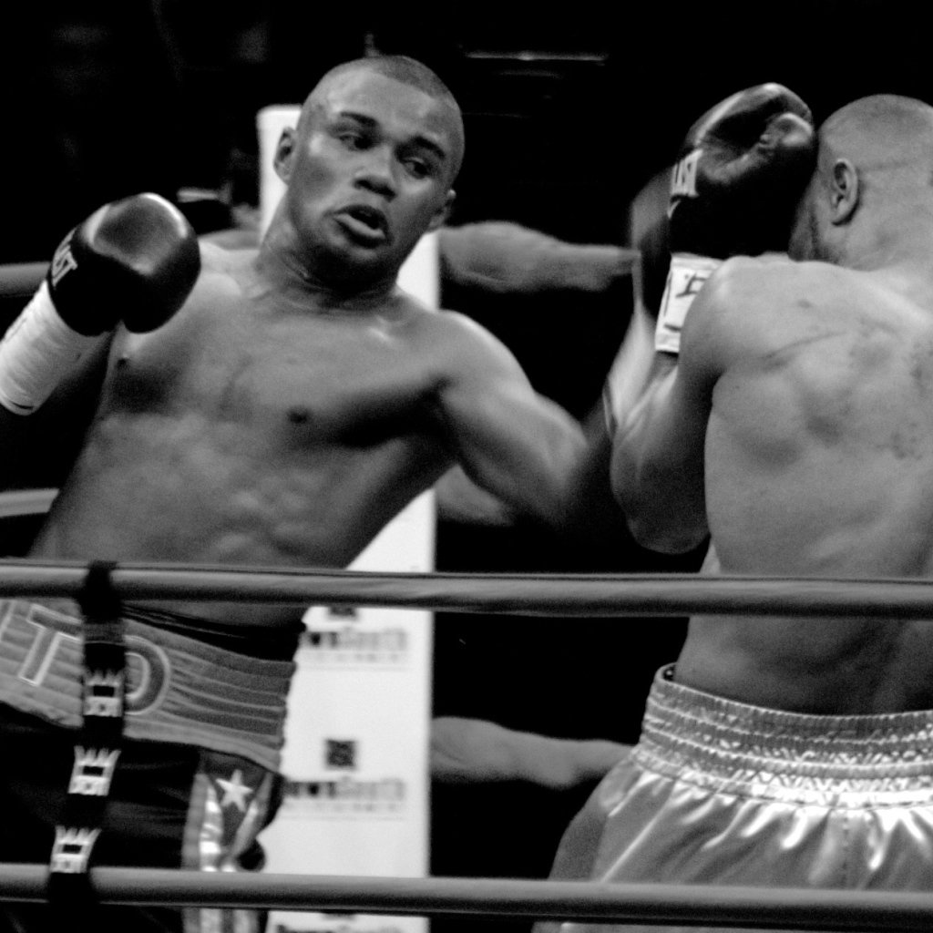 Boxer Felix Trinidad in a middle of the fight