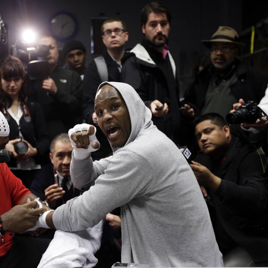 Чемпион по боксу Бернард Хопкинс