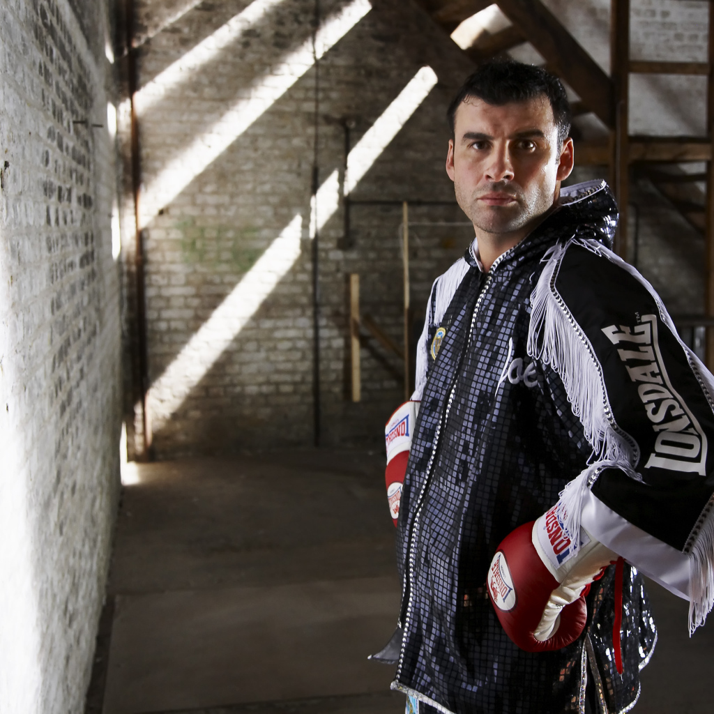 Известный боксер Джо Кальзаге