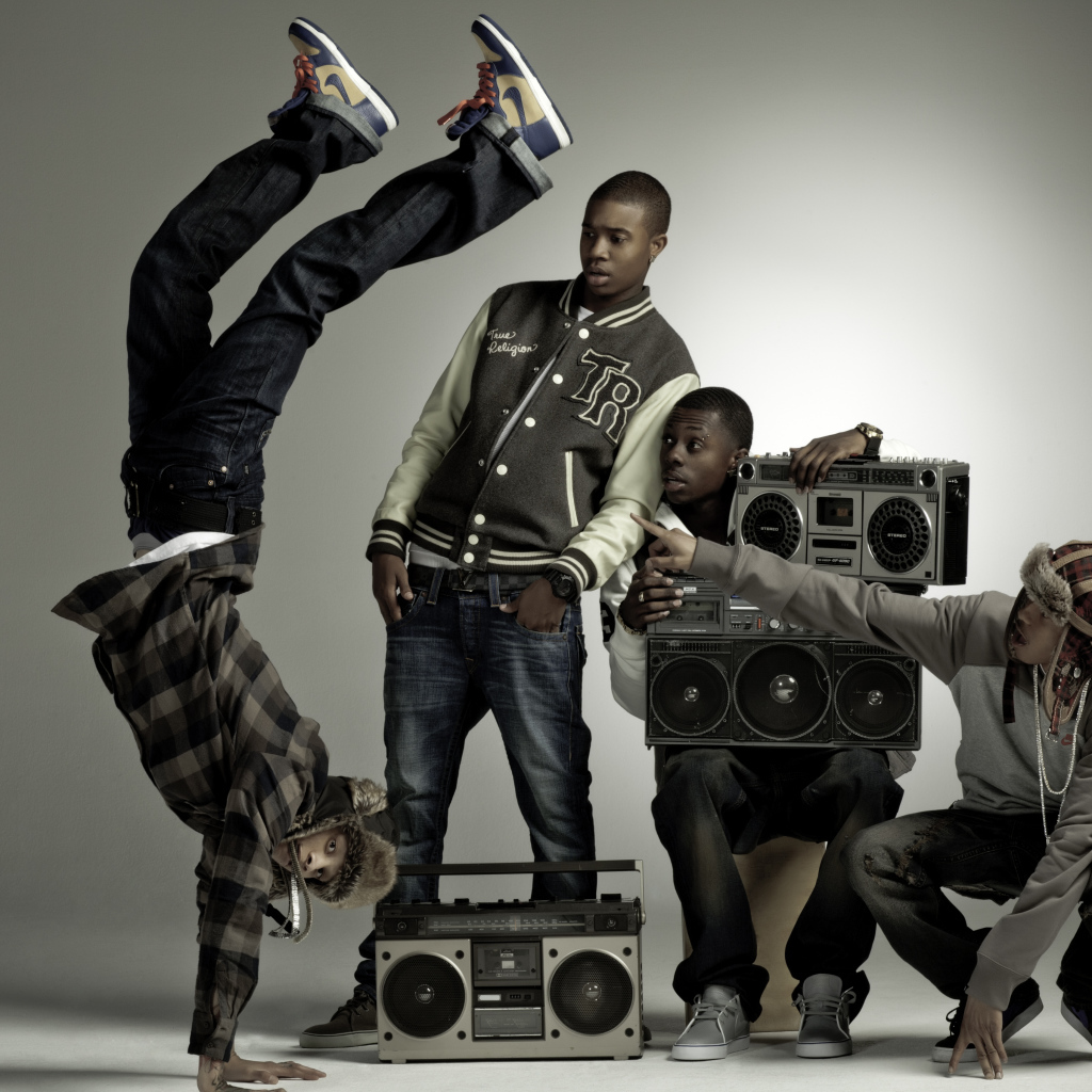 Парни и магнитофоны, swag