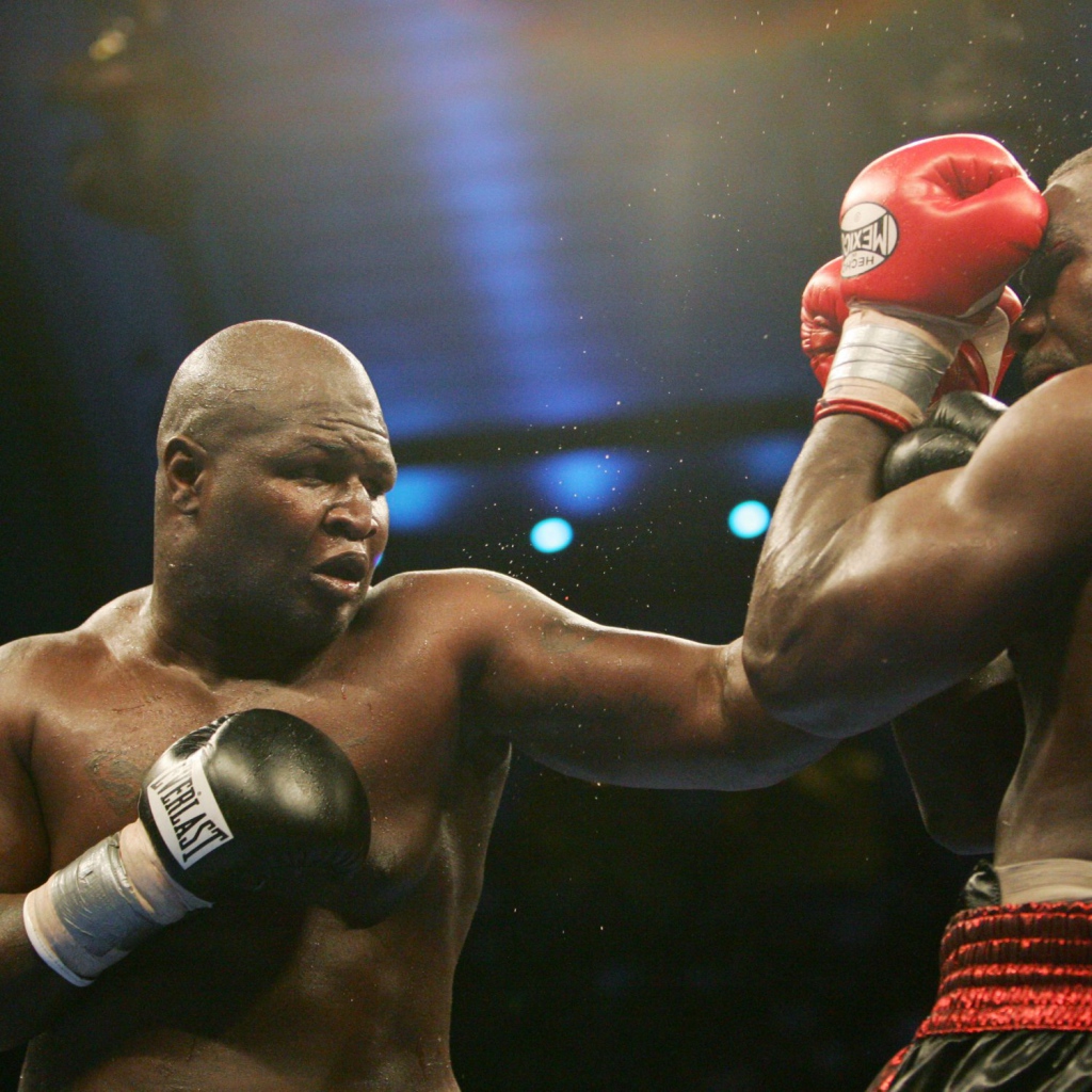 Легендарный боксер Джеймс Тони