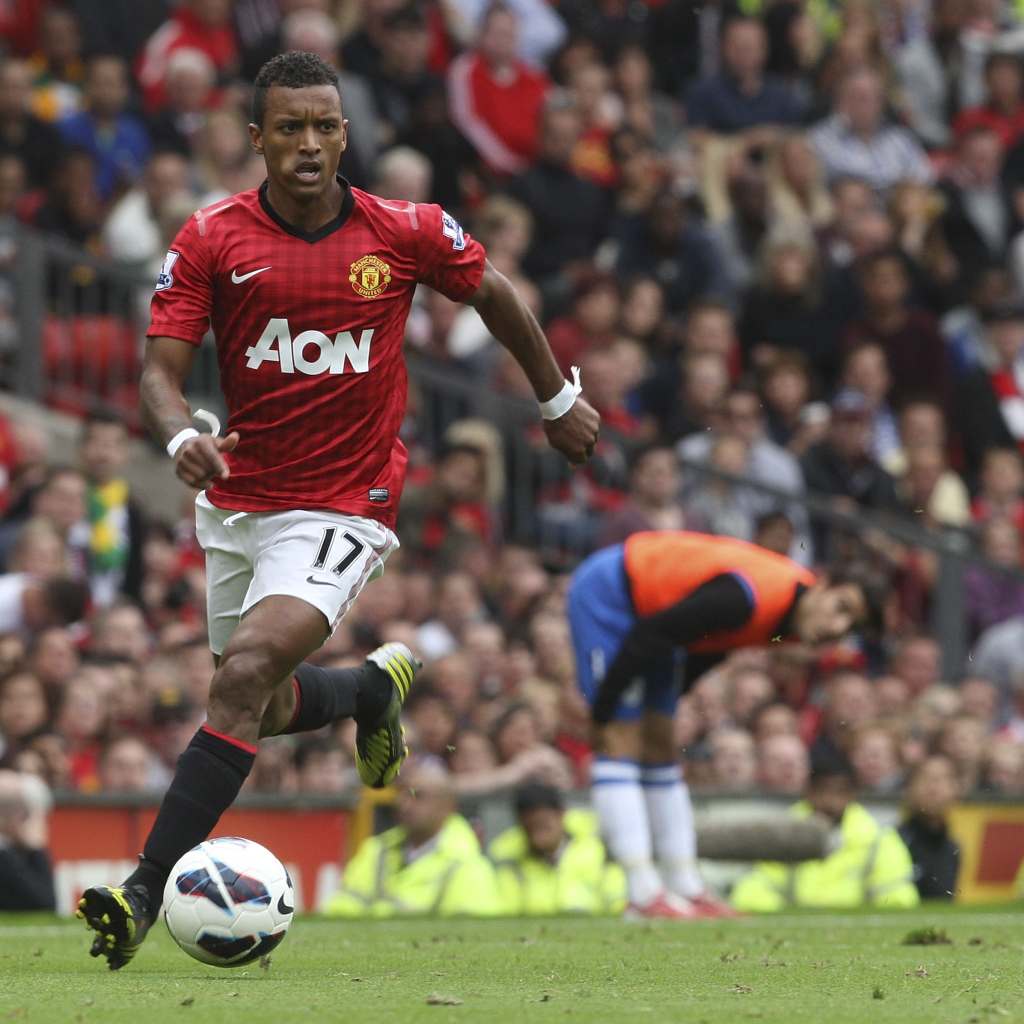 Манчестер Юнайтед Луиш Нани в середине игры