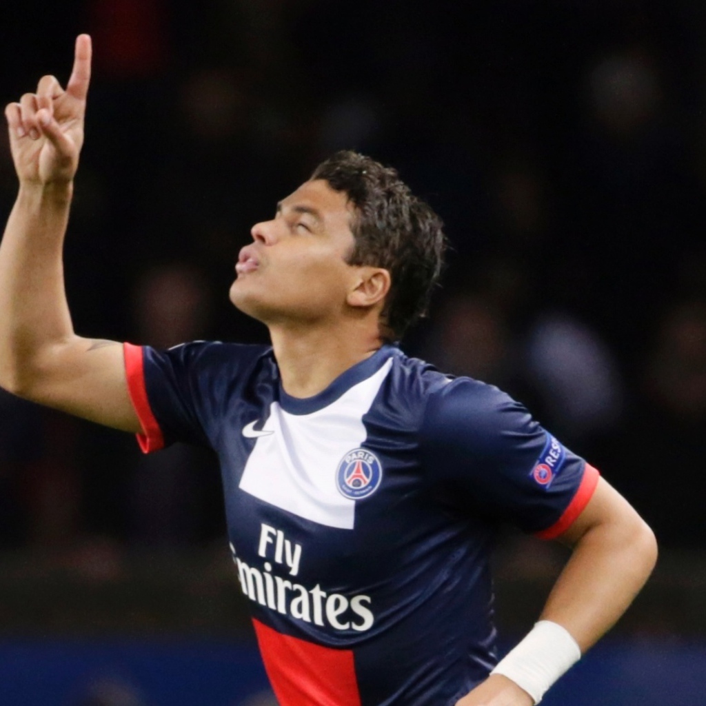  ПСЖ Тиаго Силва танцует танец победы