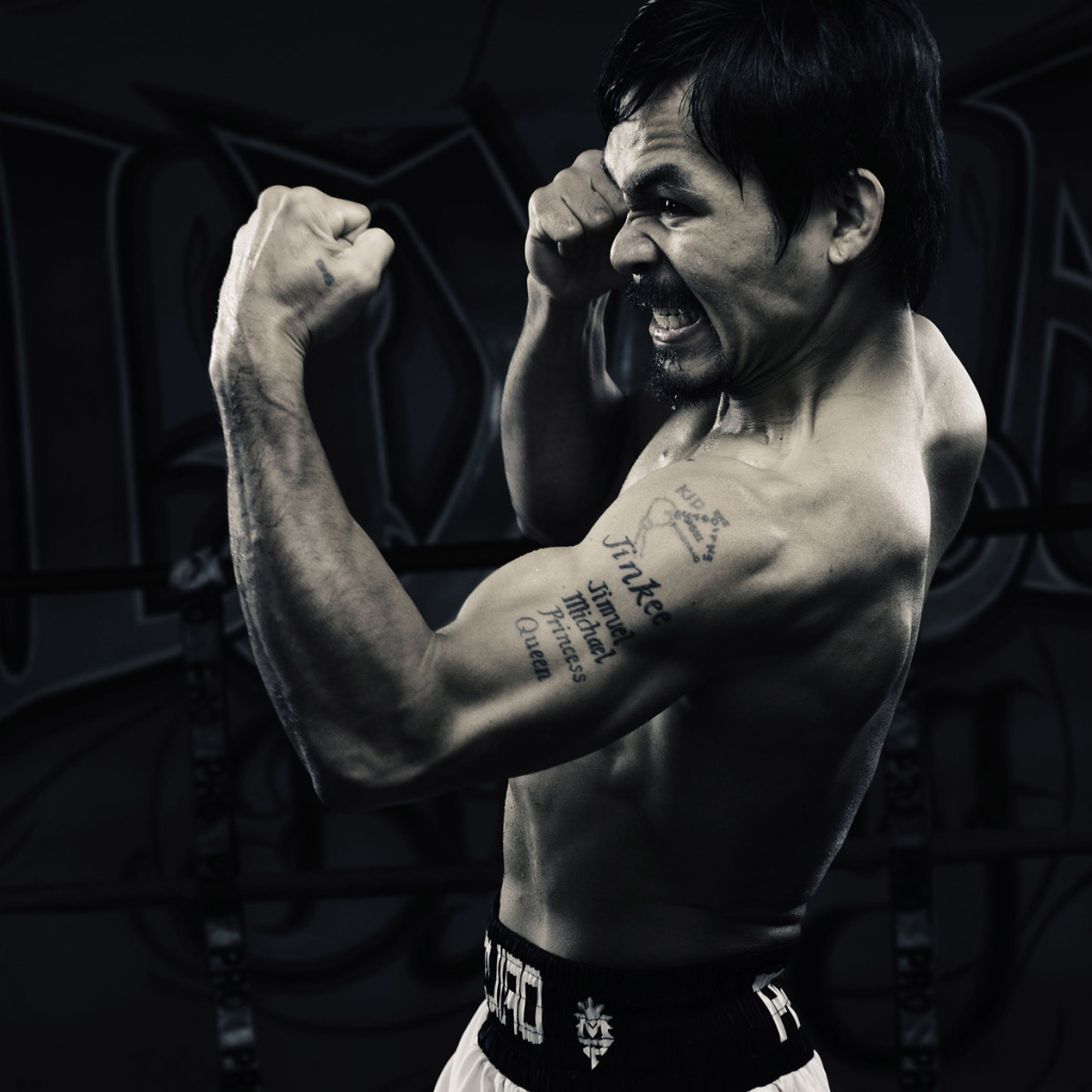 Фотография боксера во время апперкота